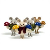 Souris en feutre de laine faite à la main, brodée, motif animal de la forêt mignon, accessoires d'anniversaire, décoration de fêtes, personnalisable pour chambre d'enfant
