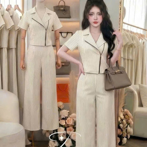 ชุดเซ็ตสองชิ้นสำหรับฤดูร้อน ผู้หญิง สไตล์ลำลอง กระชับสบาย ผ้าฝ้ายธรรมชาติ สีพื้น แฟชั่น ซักได้ เป็นมิตรกับสิ่งแวดล้อม รับสั่งทำ - Product Image 1