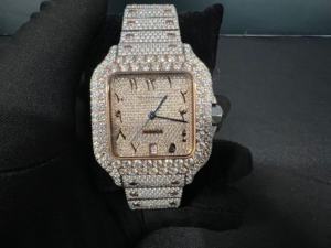 Montre de sport en acier inoxydable de qualité supérieure, à quartz, pour la salle de sport, le fitness et un style de vie actif, disponible pour une livraison mondiale - Product Image 3