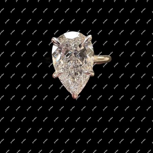 Bague la plus vendue pour femmes avec finition haut de gamme pour mariage, fiançailles, soirée, disponible à prix d'exportation - Product Image 1