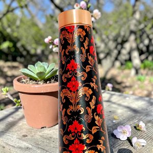 Bouteille d'eau en cuivre pur de haute qualité, couleur naturelle, faite à la main, multifonctionnelle, pour le camping, avec couvercle rabattable, compatible lave-vaisselle - Product Image 5