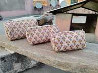 Grande trousse de toilette imprimée à la main, sac imperméable, trousse de maquillage, sacs de voyage avec poches, cadeau pour elle, sacs cadeaux de Noël
