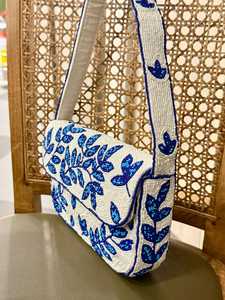 Bolso de Hombro/Bandolera Elegante, Bordado a Mano, con Cuentas Azul Rey y Colores Mixtos, Forma Personalizada - Product Image 2