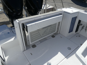 2026 B-l-a-c-k-f-i-n 272C-C - Product Image 4