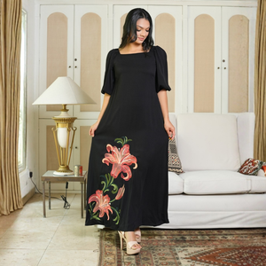 Elegante Vestido Largo Negro de Rayón para Mujer - Product Image 4