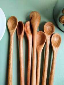 Juego de Cucharas de Madera Hechas a Mano, Utensilios de Cocina Rústicos Naturales, Duraderos y Artesanales para Uso Doméstico - Product Image 6