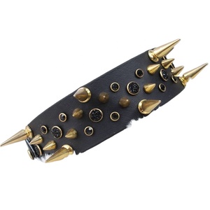 Collar de cuero para perro hecho a mano, calidad Superior, con cristales y tachuelas, fabricante y venta al por mayor - Product Image 1