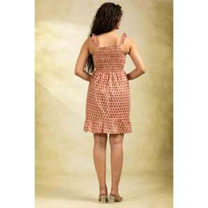 เดรสสั้นทรงเข้ารูปและบานออก ลายดอกไม้ ผ้าฝ้าย 100% เป็นมิตรกับสิ่งแวดล้อม ซักได้ เหมาะสำหรับงานปาร์ตี้ สำหรับผู้หญิง เอวทรงธรรมชาติ - Product Image 4