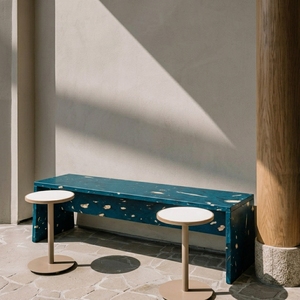 Banco de Jardín de Plástico Reciclado, Duradero, Moderno, Impermeable, Ecológico y Sostenible, Muebles de Patio para 2 Personas - Product Image 4