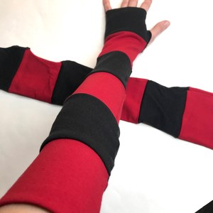 Manguito de brazo a rayas morado y negro para adultos, protección anti-UV, diseño elástico unisex, para ciclismo y actividades al aire libre, manguito de brazo personalizado. - Product Image 3