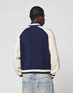 Pull en laine mérinos pour homme, col rond épais, doux et chaud, à manches longues, tricoté, sur mesure, OEM ODM, fournisseur en gros d'usine - Product Image 3