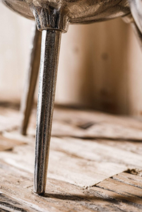 Classic Shiny Finished Trending Design Metal Planter Balcony Garden Plant Superior Quality Metal Planter - Product Image 4