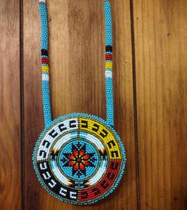 Collection de colliers et de boucles d'oreilles de luxe conçus pour les mariages, les événements culturels et les occasions spéciales. - Product Image 1