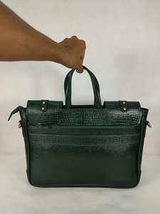 Sac pour ordinateur portable en similicuir PU texture crocodile avec bandoulière - Product Image 4