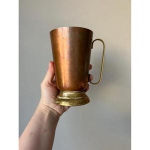 Taza de cobre vintage con base y asa de latón, accesorio de bar reutilizable, artículos para beber, tazas antiguas para beber en casa, estilo mediados de siglo - Product Image 3
