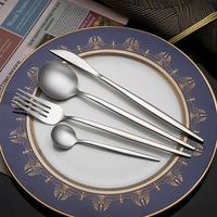 Ensemble de couverts élégants en acier inoxydable, finition miroir, motif diamant classique, couverts durables pour la salle à manger
