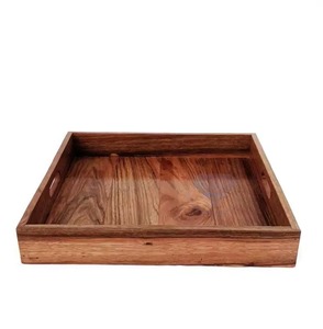 Plateau de service rectangulaire en bois Treo avec motif floral gravé, design bohème fait main, plats et assiettes, plateau de service en bois - Product Image 2