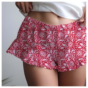 Shorts con volantes de estampado en bloques para mujer o hombre, shorts con volantes de estampado en bloques hechos a mano, pantalones cortos con volantes de algodón elástico, todas las tallas. - Product Image 5