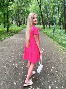 ชุดมินิมอลสีชมพูคุณแม่ & ลูกสาว,เดรสคอตตอนเนื้อนุ่มสวมใส่สบายผลิตจากผ้านิ่มชุดเดรสสมบูรณ์แบบสำหรับออกนอกบ้าน - Product Image 3