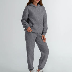 Ensemble de survêtement deux pièces en coton épais pour femme, à séchage rapide, avec sweat à capuche et pantalon de jogging uni - Product Image 5