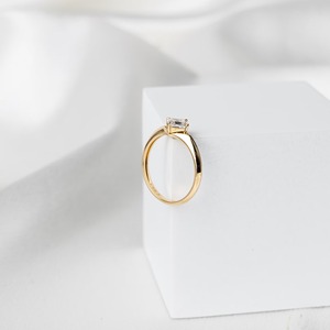 แหวนเพชรทรงแอสเชอร์ 0.80 กะรัต เพชรเลี้ยงในห้องปฏิบัติการ ตัวเรือนทองคำขาว 14K ประดับเพชรเม็ดเดี่ยวทรงเข็มทิศ สำหรับผู้หญิง เครื่องประดับชั้นดี - Product Image 3