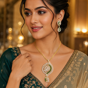 LISAJEWELLERS - Juego de Collar y Aretes de Lujo con Diseño de Hojas de Paisley en Color Verde Esmeralda, Chapado en Oro y Latón con Circonitas, Joyería para Novia - Product Image 1