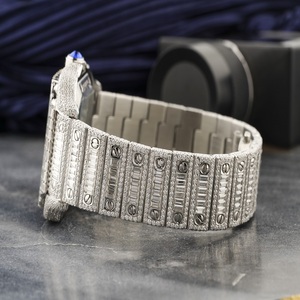 Montre squelette de luxe en argent, entièrement sertie de diamants taille baguette, avec lunette carrée, style Hip Hop affirmé - Product Image 3