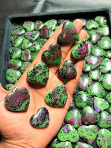 Cabujón de Rubí Zoisita Natural Suelto, Grado AAA, MH GEMS, Joyería Hecha a Mano, Uso Terapéutico, Formas Variadas, Gema Verde Pulida - Product Image 6
