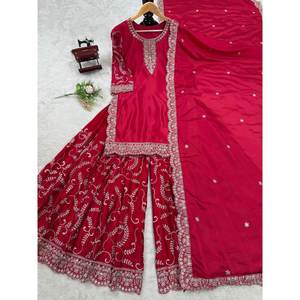 Ensemble de vêtements de fête pour femmes avec fil et séquence de travail Ensemble élégant - Product Image 1