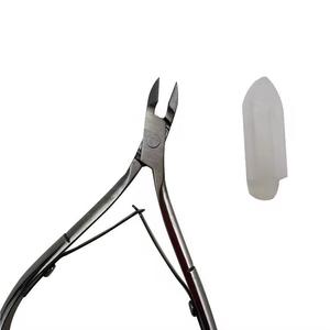 Coupe-ongles en acier inoxydable, lame incurvée, pointe acérée, durable, portable, ouverture large, outil pour les ongles des doigts, usage adulte, style simple - Product Image 5