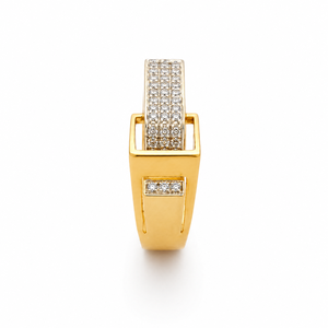Bague de déclaration de luxe pour homme en or jaune 18 carats avec boucle géométrique et micro-pavé de zircone cubique, idéale pour mariage, fête, usage quotidien ou comme cadeau. - Product Image 3