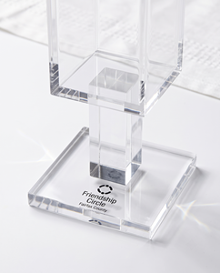 Elegante Diseño en Lucite 2025 de Zelda: Regalos Únicos en Acrílico de Gilda - Product Image 4