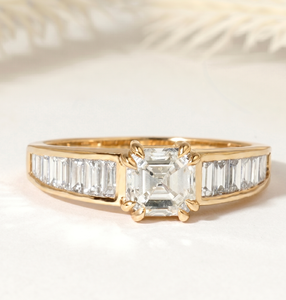 Bague demi-éternité en or massif 10K 14K 18K avec diamant de laboratoire taille Asscher, couleur DEF, clarté VS VVS, certifiée IGI, vente en gros - Product Image 1