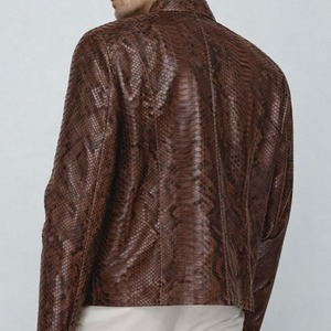 Veste moto en cuir véritable pour homme, motif python embossé, col rabattu, fermeture éclair, coupe classique, style automne - Product Image 3