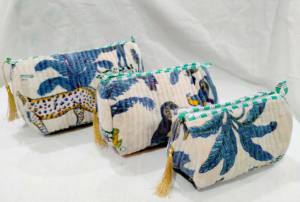 ชุดกระเป๋าใส่เครื่องสำอางแบบกำมะหยี่ สำหรับใส่เครื่องสำอาง ใช้ในงานวันเกิด งานแต่งงาน มีซิป ของขวัญสำหรับเพื่อนเจ้าสาว - Product Image 4