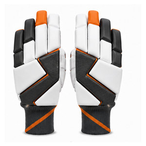 Gants de hockey sur roulettes de style nouveau, avec des matériaux légers et une finition de qualité supérieure - Product Image 1