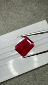 Rubis naturel africain de 4,76 carats, taille octogonale, pierre précieuse non montée, certifié GIA, rubis rouge pour la fabrication de bijoux fins et de bagues - Product Image 5