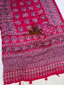 Sari en satin Ajarakh Mirror Grace, élégant sari en satin avec travail de miroir, tissu de sari en satin japonais lourd, look élégant et luxueux, mode raffinée. - Product Image 4