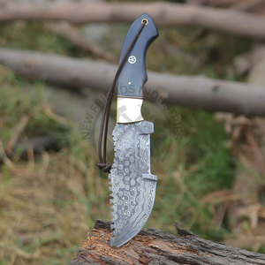 Couteau de chasse tendance en acier de Damas, lame Tracker, manche en bois de corne de bison, lame fixe ambidextre 6 pouces, couteau de survie extérieur - Product Image 5