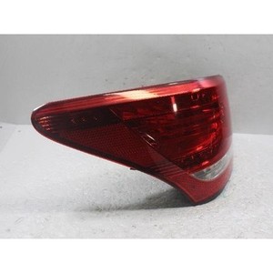 Feu arrière gauche d'occasion Equus 924013N010 - Product Image 5
