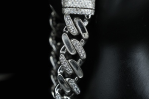 Factory Wholesale 15mm Iced Out Cuban Link Bracelet 925 Silver Platinum Plated Moissanite GRA Certificate Hip Hop <b>Gift</b> Jewelry - Product Image 2