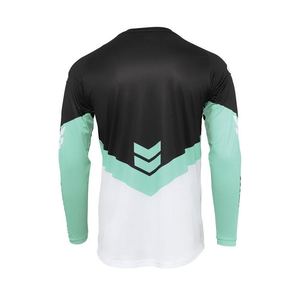 Ensemble de combinaison de motocross personnalisé, nouvelle conception, haute qualité, impression par sublimation, respirant, 100 % polyester, en vente en ligne - Product Image 4