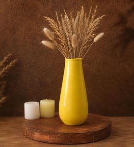 Florero Metálico de Color Amarillo Brillante, Más Duradero y Confiable para Decoración de Mesa, Disponible a un Precio Más Bajo y Económico - Product Image 1