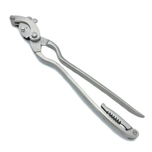 Émasculateur vétérinaire pour les procédures chirurgicales reproductives et la castration des chevaux, émasculateur chirurgical pour la castration équine - Product Image 1