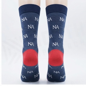 Chaussettes ras du cou tricotées respirantes à motif lettres bleu et rouge pour adultes, usage quotidien décontracté - Product Image 2