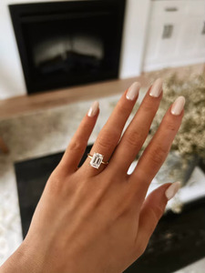 Bague solitaire en or massif 14 carats avec diamant naturel taille émeraude 2,5 carats serti à griffes, bijoux fins pour mariage, fiançailles, soirée, unisexe - Product Image 3