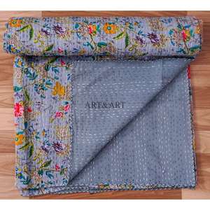 Colcha Kantha Étnica Vintage Hecha a Mano en Rajastán, India, con Estampado a Bloque, Diseño de Patchwork de Algodón Estampado y Cómodo - Product Image 4