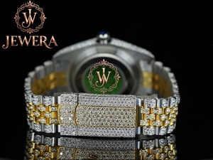 Montre analogique de luxe pour homme en acier inoxydable avec cadran en verre, aspect diamant brillant, mouvement automatique mécanique pour les mariages et les événements de mode - Product Image 3