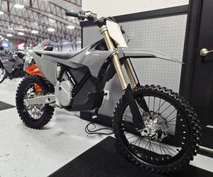 QUICK SALES 2025 Starks VARGs Future Varg 80 แรงม้า 18 คัน รถมอเตอร์ครอสวิบากใหม่ ปี 2025 Starks Vargs Alpha MX 19 รถมอเตอร์ไซค์วิบากไฟฟ้า - Product Image 1