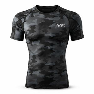 T-shirt de sport camouflage personnalisé pour homme, séchage rapide, compression, entraînement, fitness, musculation, haut de sport à manches courtes - Product Image 1